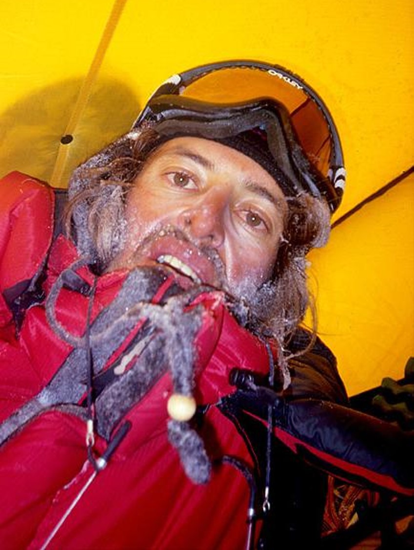 José Velez en CIII a 7400 m